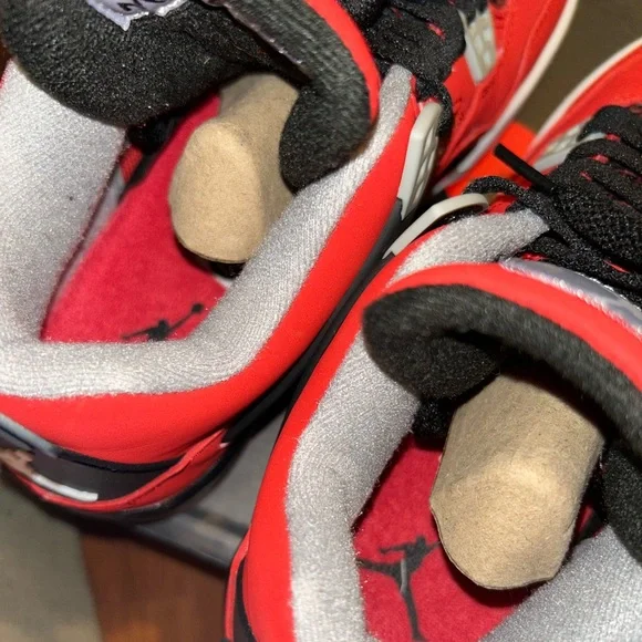 WORN 1x still looks BRAND NEWWMNS “fire red grey black Jordan 4s”